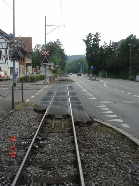 1.2 Verlauf der Fahrt Nach Abfahrt vom Ausgangsbahnhof Frauenfeld hatte Zug 58 fahrplanmässig bei der Haltestelle Frauenfeld Marktplatz angehalten. Darauf fuhr er Richtung Wil weiter.