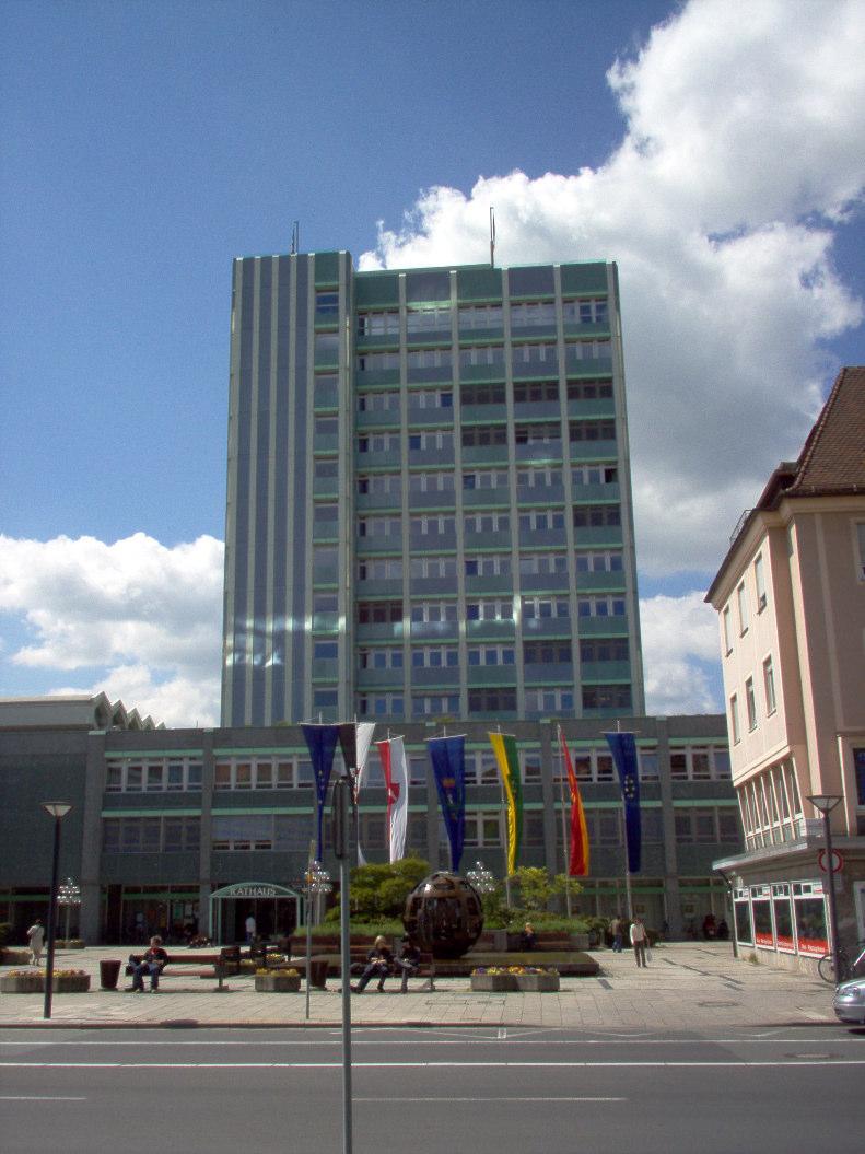 Jahresbericht für Neues Rathaus (Kosten laut Rechnung, brutto) Stand: 09.09.2016 Adresse: Wetterstation: Heinersreuth-Vollhof Baujahr: 1972 Energiefaktoren BGF(E): 16.