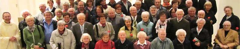 Ehejubilare in die Ergoldsbacher Pfarrkirche gekommen waren. Gestärkt mit dem Segen Gottes blickten die Paare auf 25, 30, 40, 50 und gar 60 gemeinsame Jahre zurück.
