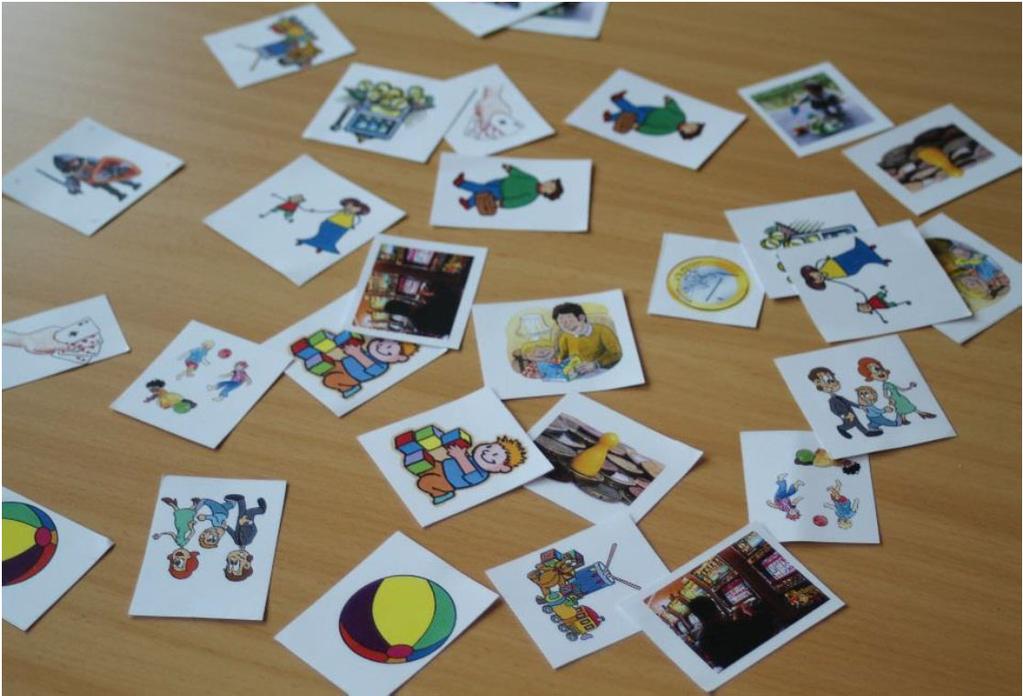 Memory zum Thema Pathologisches Glücksspiel : Die Memory Karten beinhalten zu gleichen Teilen Paare, die Kinderspiele (Bsp. Ball, Bauklötze, Puppe etc.