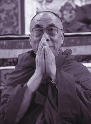 Lamrim nach BuDDHas Weg zum Glück Jens Nagels Grundlage dieses Kurses sind die Un - terweisungen S. H. Dalai La ma an - läss lich seines Besuchs in Schne verdingen ( Buddhas Weg zum Glück ) 199.