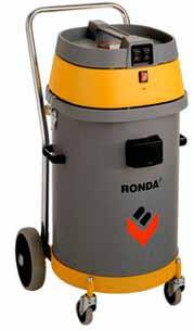 RONDA 0 ist ein kompakter und sehr robuster Sauger mit eingebauter Pumpe mit Niveaufühler für automatischen Start und für kontinuierlichen Betrieb zum Auspumpen der aufgesogenen Flüssigkeit.