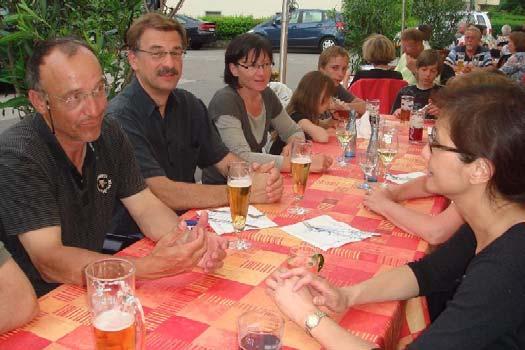 In Moos werden wir in dem bekannten Gasthaus Schiff essen (um 19:30 Uhr), natürlich bei schönem Wetter wieder draußen in dem herrlichen Biergarten.