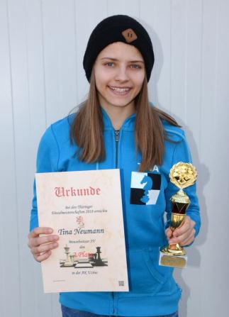 Thüringer Einzelmeisterschaft Tina Neumann wird Vizemeisterin in der Altersklasse U16 weiblich An den Thüringer Nachwuchs- Einzelmeisterschaften, die bereits seit 18 Jahren in Dittrichshütte bei