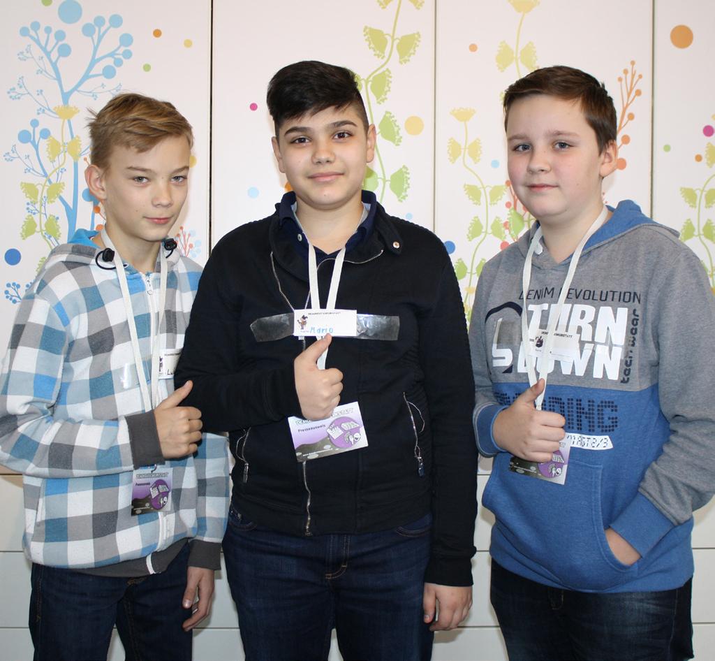 DIE SCHULE VERÄNDERN Mario (12), Filip (12), Lubomir (12) und Manpreet (12) Der Artikel handelt von der Schule und von der Meinung der Schüler und Schülerinnen.