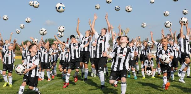 Die Schanzer Fußballschule führte erneut mit der Unterstützung der Jugendabteilung des SV Karlshuld und der JfG Donaumoos das Fußball-Feriencamp durch.