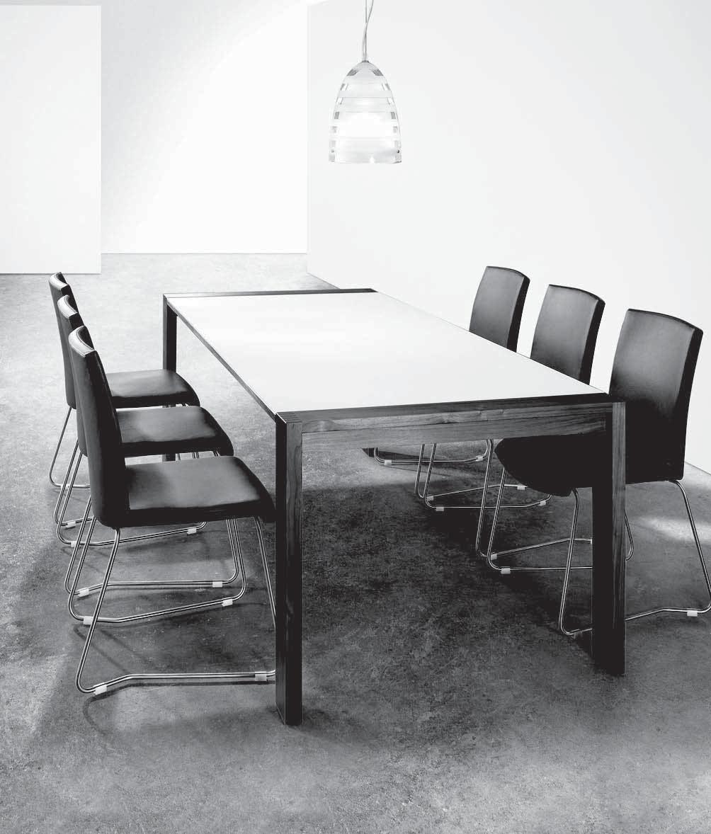Tisch: SPIRIT, Stuhl: MOOD Design: