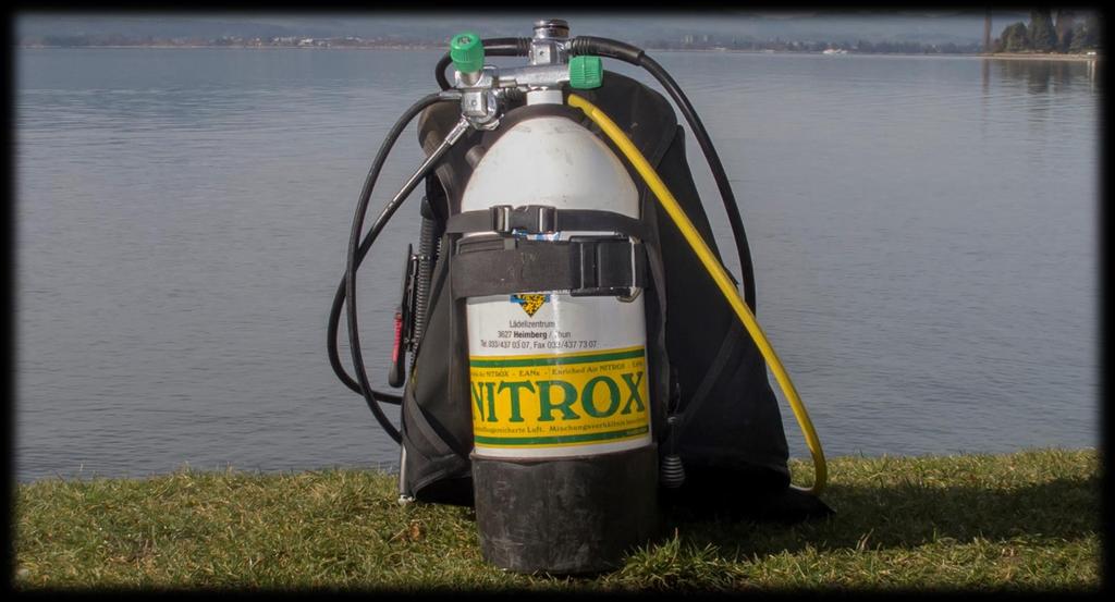 NITROX Nitrox (mit Sauerstoff angereicherte Luft) hat diverse Vorteile in Bezug auf die Stickstoffsättigung. In vielen Tauchbasen auf der Welt wird Nitrox angeboten.