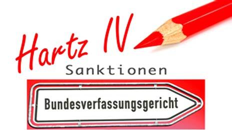 6 LINKE Kommunalpolitik Sanktionen gegen Hartz-IV-Empfänger überflüssig Nur bei wenigen Beziehern muss das Jobcenter des Landkreises Görlitz Leistungen kürzen. Jüngere sind dabei häufiger betroffen.
