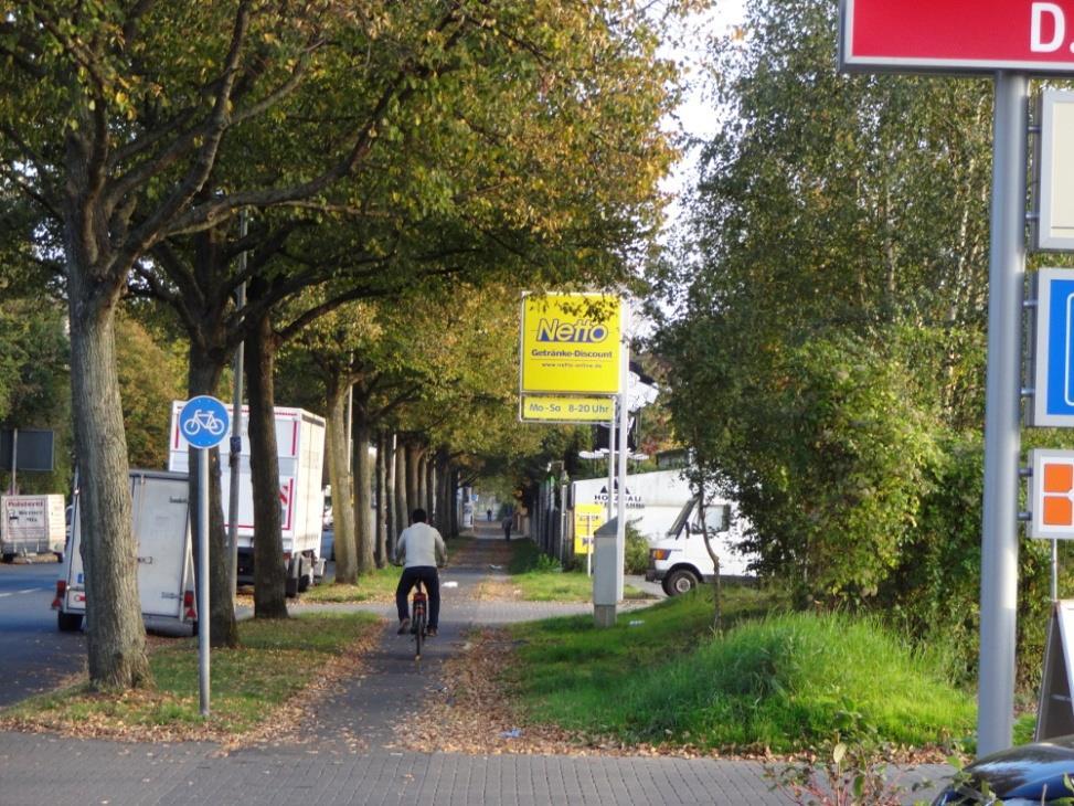 Karlsruher Straße Bild 15, 16 In Richtung Laatzen 1,3m