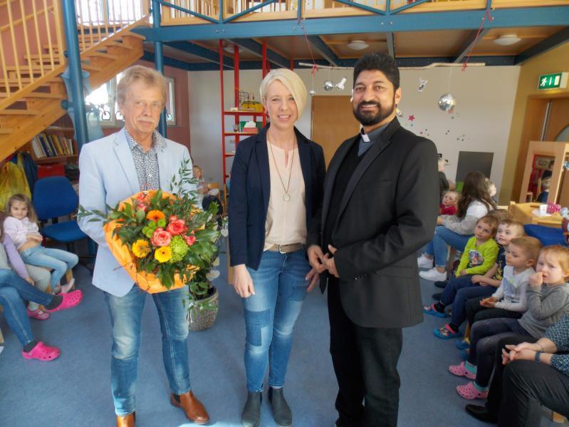 Eichenzell 11 Nr. 15 / 2019 Kindergarten-Nachrichten Kath. Kindertagesstätte St. Jakobus Büchenberg Alexandra Mörmel seit 25 Jahren im Dienst für die Kinder Am 1.