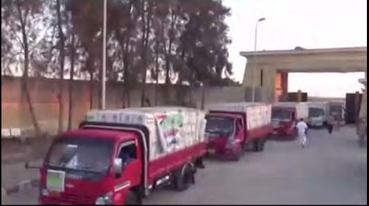 17 Humanitären Hilfe aus Ägypten erreicht den Gazastreifen durch den Grenzübergang Rafah (Dar al-mu'aref auf YouTube, 26.