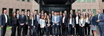 Die Signal Iduna Gruppe begrüßte in der Hauptverwaltung Dortmund 26 neue Auszubildende.17von ihnen haben sich für eine Ausbildung zur/zum Kauffrau/ mann für Versicherung und Finanzen entschieden.