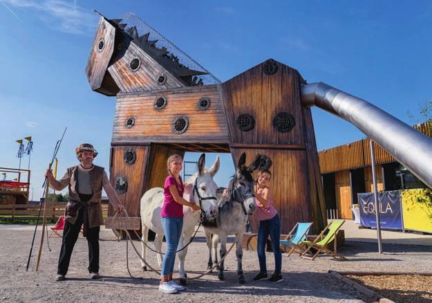 Pferde-Erlebniswelt München 6 bis 14 Jahre Zugfahrt nach München Heute können große und kleine Pferdeliebhaber auf Entdecker-Tour gehen und die besondere Freundschaft zwischen Mensch und Pferd mit