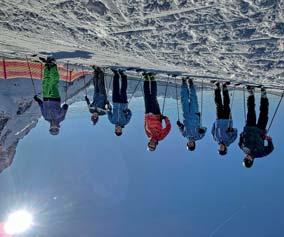 Skiausbildung der Bergwacht Göppingen Dominik Abele, Bergwacht Göppingen Zur diesjährigen Skiausfahrt, die zur Aus- und Fortbildung der Bergretter dient, fuhren wir Anfang Februar für ein Wochenende