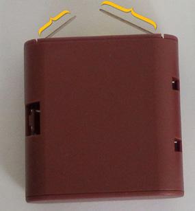 Pluspol Minuspol Pluspol Minuspol Solarzelle Abbildung 1: Pole der Batteriezelle. Abbildung 2: Pole des Batteriehalters.