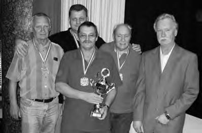 515 Punkten LV-Mannschafts-Meister 2009. Den 2. Platz belegten die Höllenasse Duisburg mit 17.627 Punkten. Pik As Recklinghausen belegte mit 17.054 Punkten den 3. Platz. Die weiteren qualifizierten Mannschaften sind: Gute Laune Recklinghausen I (16.