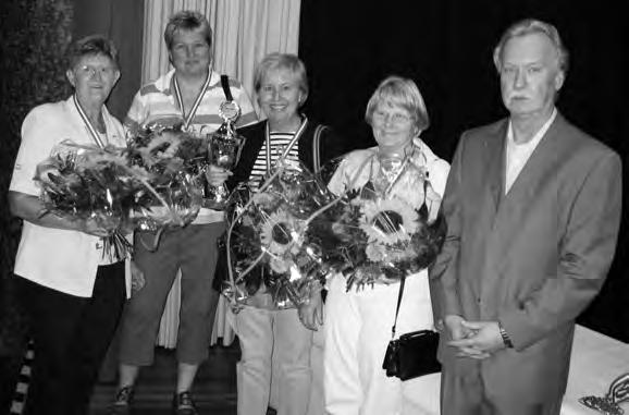 534 Punkten LV-Mannschafts-Meister der Damen. Den 2. Platz belegte das Jänsch Skat Team Essen (15.090 Pkt.