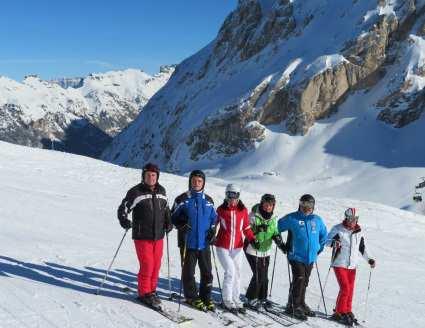 Verbesserung des Skifahrkönnens durch die Betreuung staatlich geprüfter Ski-Instruktoren.