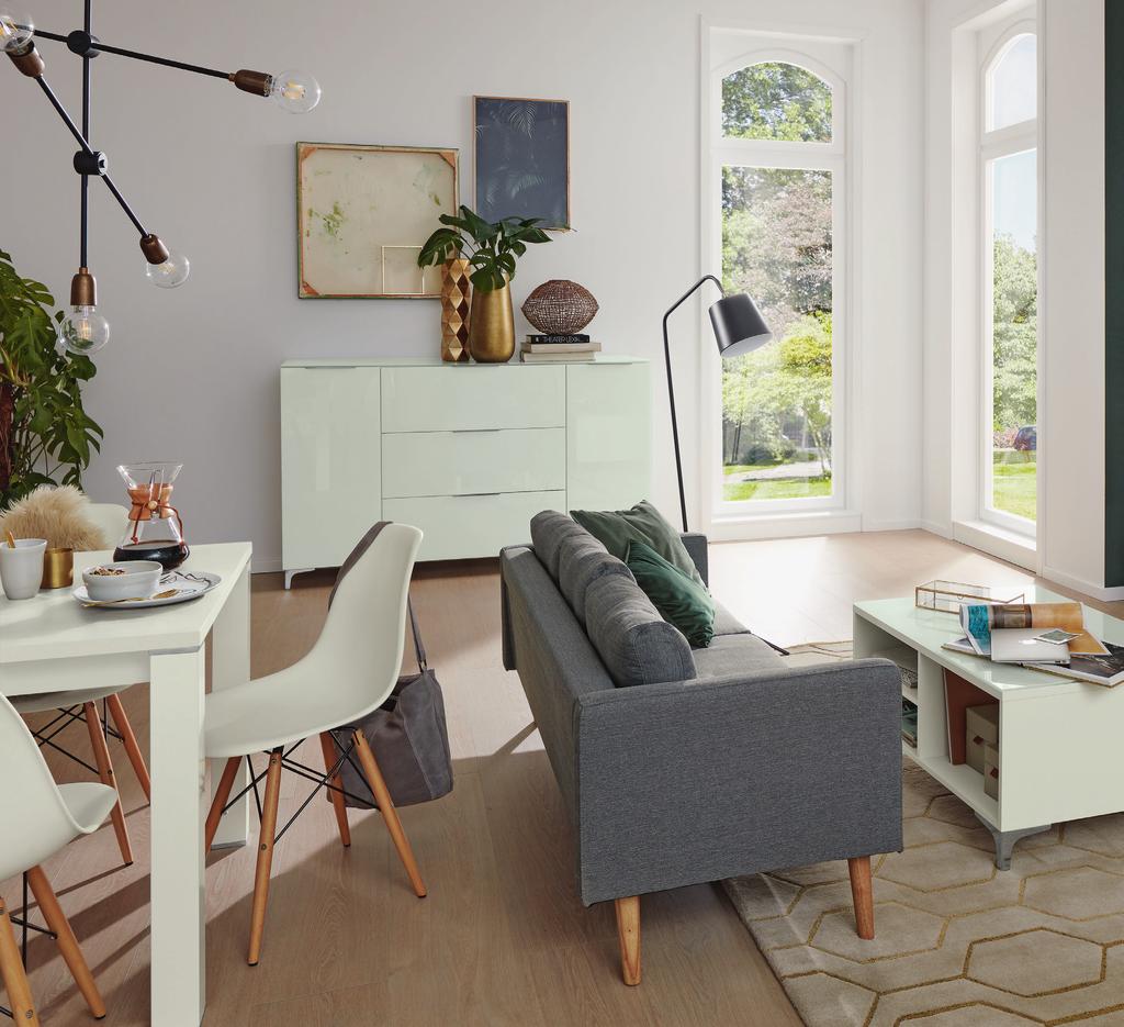 ELEGANZ IN HOLZ Elegant, stilsicher und wohnlich so präsentiert sich Ihnen Ihr Wohnzimmer mit dem -Programm.