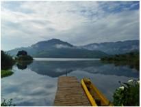 Lassen Sie Ihre Seele baumeln und genießen Sie die Ruhe am Lake Bunyonyi. Übersetzt bedeutet der Name des Sees "viele kleine Vögel. Tatsächlich ist es ein Paradies für Ornithologen.
