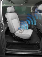 Und wie funktionieren nun die Sensoren, die bemerken ob sich ein Mensch oder ein Kindersitz auf dem Beifahrersitz befindet? Diese Sensoren messen die Leitfähigkeit des Objekts auf dem Sitz.