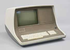Seit Oktober besitzt das Deutsche Museum diesen gut erhaltenen Zilog-Computer der Serie ZDS 1/40.