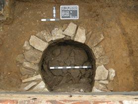Materialien wahre Fundgruben für Archäologen darstellen.