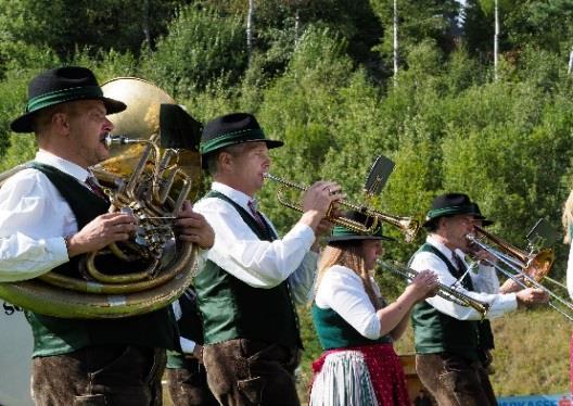 Zu ihrem 50jährigen Bestehen lud uns die Musikkapelle Langschlag (NÖ) am Samstag, den 8. September 2018 zu ihrem Bezirksmusikfest des Bezirks Zwettl.