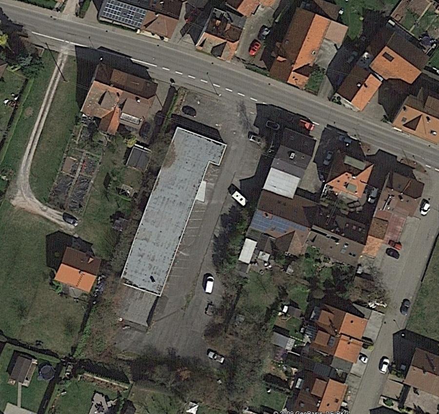 Abbildung 2: Luftbild (Quelle Google Maps) Pforzheimer Straße Motorradwerkstatt Plangebiet Das Plangebiet befindet sich in der Gemeinde Neuhausen