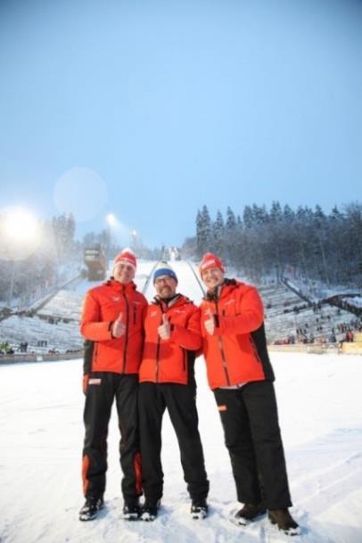 FIS Skisprung Weltcup Willingen Hier erleben Sie mehr Die größte Sprungschanze der Welt steht in Willingen (Upland) Eine der größten Freizeitattraktionen und das Wahrzeichen der Touristikhochburg