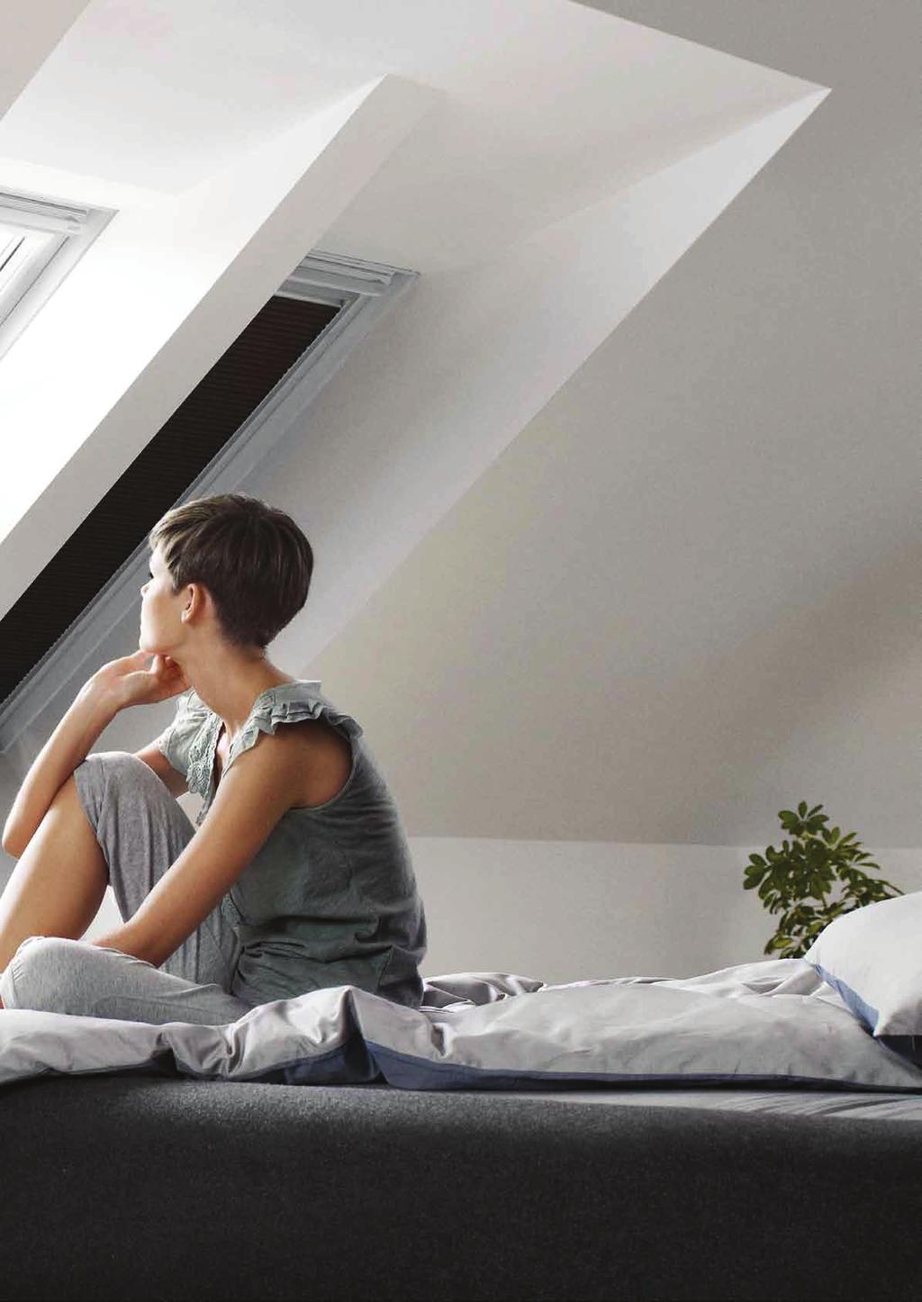 Hitze- und Sonnenschutz Unverwechselbare Qualität Tageslicht und Dachfenster bilden eine wundervolle Kombination.
