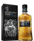 Kategorie: Highland Park Highland Park 10 Jahre Whisky 0,35 L Am Gaumen vollmundig mit rauchiger Su ße und ein subtileren Anklang von Heidekraut und Torf. 7497501 Highland Park.
