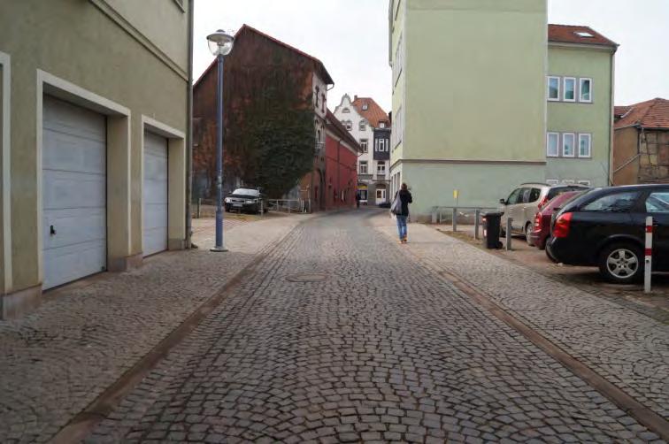 Grundlage zur Prüfung der Freigabe weiterer Einbahnstraßen 25 Pfortenwallgasse Pfortenstraße - Lutherstraße Fahrbahnbreite: ca.