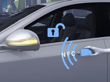 Serien und Sonderausstattung. Infotainment, Navigation und Kommunikation Vorrüstung für digitalen Fahrzeugschlüssel für Smartphone inklusive Türgriffe mit Chromeinleger.