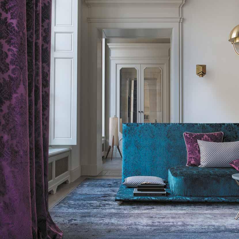 Einzigartige Oberflächen, schimmernde Farben und opulente Muster: Sofabezug: Gosh FR