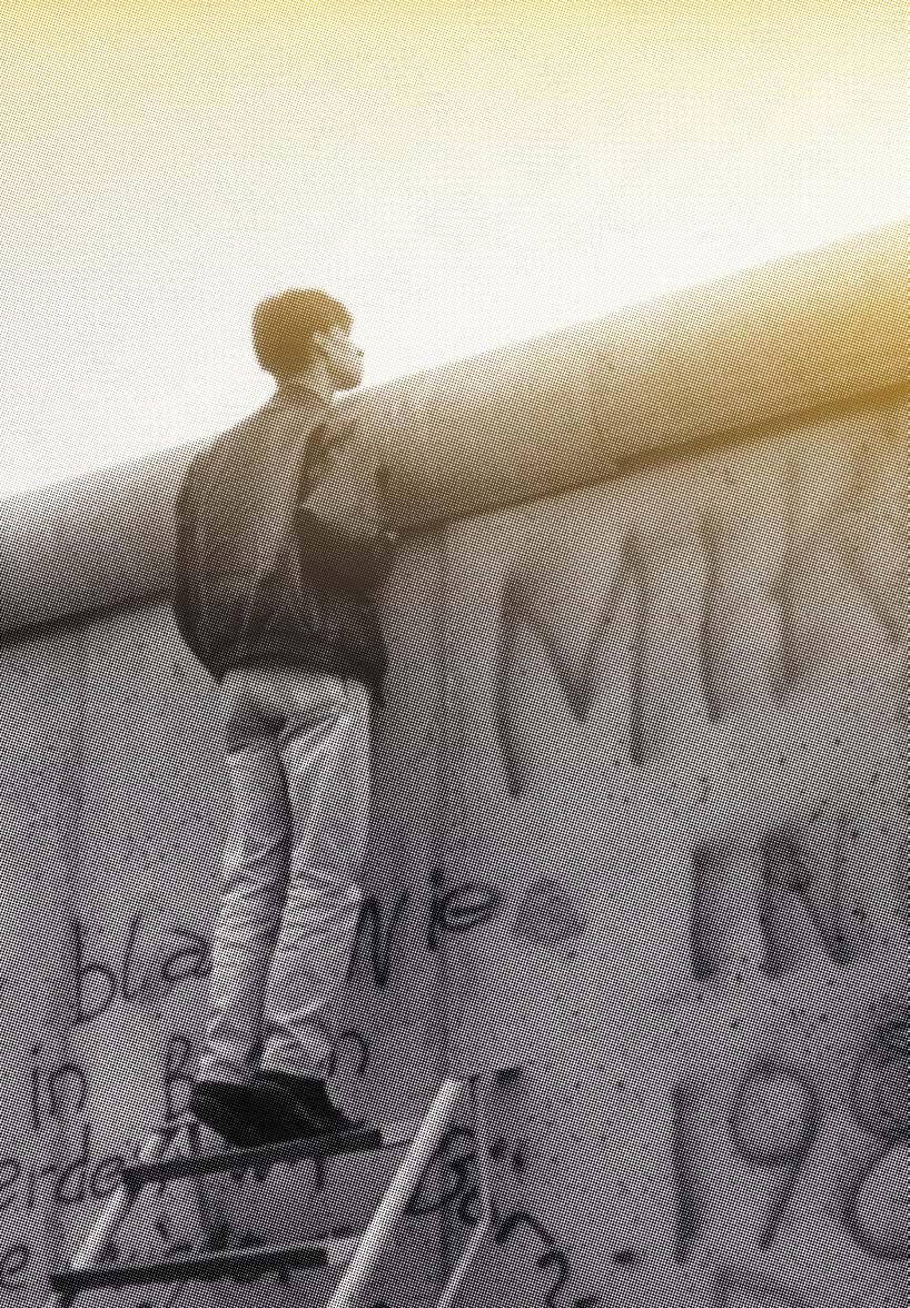 A young man looks over the wall toward East Berlin, November 1989. Raymond Depardon/Magnum Photos/picturedesk.
