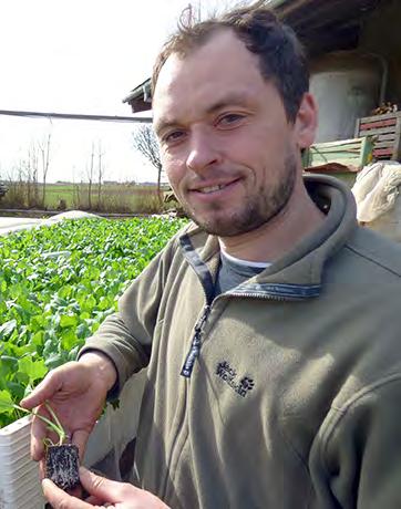 Tobias Wild hat nach landwirtschaftlicher Ausbildung an der staatlichen Fachschule für Agrarwirtschaft, Fachrichtung Ökologischer Landbau, in Landshut-Schönbrunn studiert.