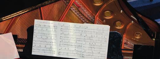 25 Präludium Gavotte - Musette - Gavotte C. Debussy Pour le piano: Toccata 14:45 Uhr Englische Suite Nr. 3 BWV 808 Prélude und Gigue Jim Pesch S. Prokofjeff Sonate Nr. 2 d-moll op. 14, 1.