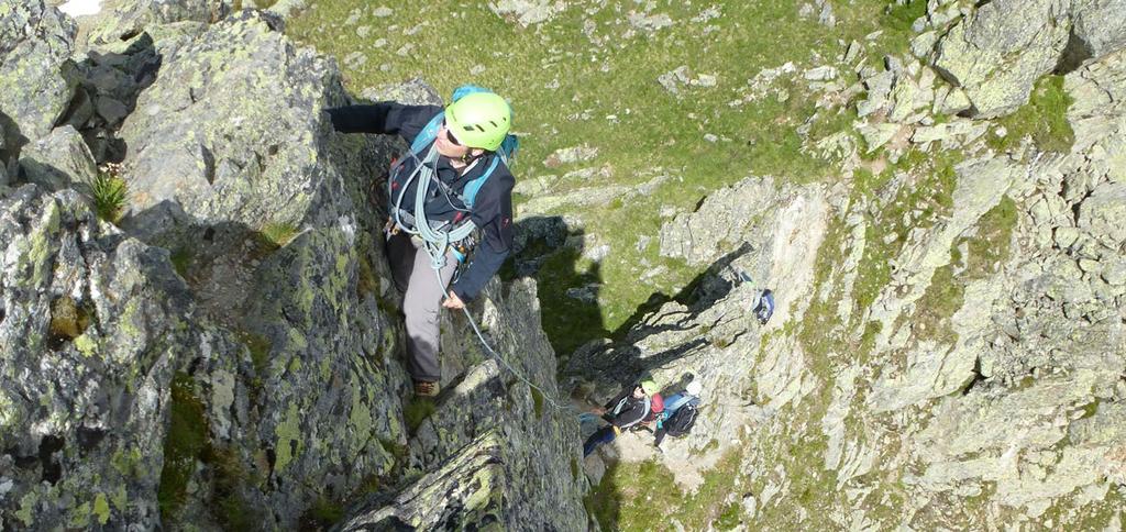 Grundkurs Bergsteigen Fels & Eis Susten Fels- und Eisausbildung für Einsteiger im Berner Oberland.