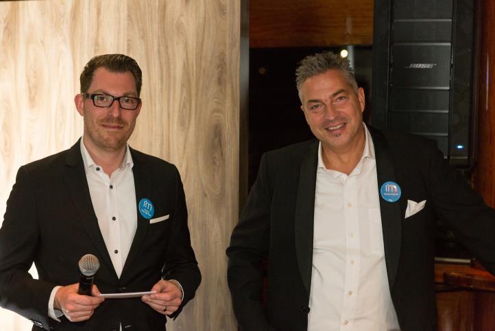 Bildtext 3: Florian Baumgartner (links), Head of Sales, und Sascha Kostros (rechts), Head of Decor Management,