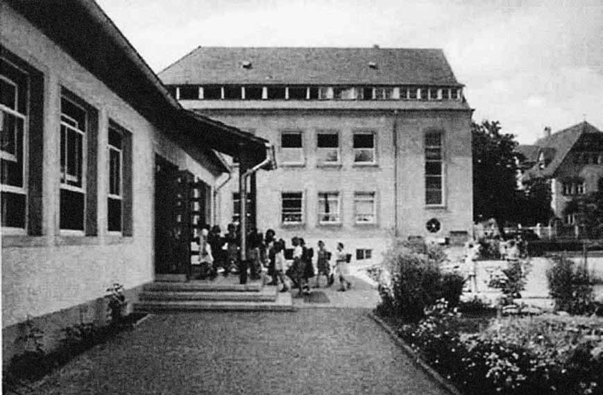 Raphael-Schulen zur Pforte an der Moltkestraße kann man als Besucher oder Besucherin neben den Stimmen der Schülerinnen und Schülern eine ganz besondere Atmosphäre wahrnehmen.