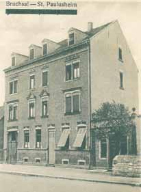 Missionsstudenten und eine Franziskanerin, welche den Haushalt führen sollte, einzogen. Gemietet hatte das Haus die am 16. August 1915 in Bruchsal gegründete St.