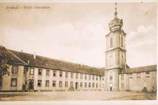 100 Jahre St.Paulusheim Bruchsal Gymnasiasten und Privatstudenten Die ersten Missionsstudenten waren ausnahmslos Gymnasiasten; im Hause erhielten sie nur Kost und Logis d.h. das St.