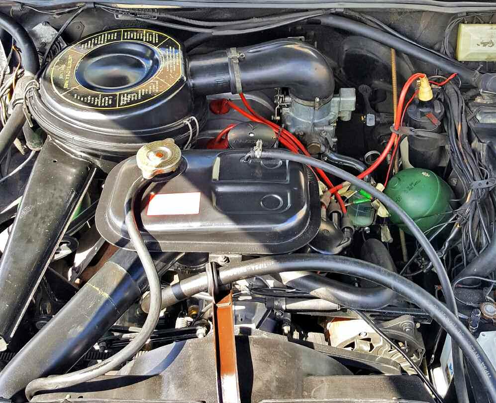Technik Motor: DX (Herstellerbezeichnung) 2347 ccm, 124 PS Kilometerstand: (1)16.680 Gesamteindruck: Perfekt Motorlauf: Fehlerfrei, Ventile neu eingestellt Aufhängung: Perfekt Ölverlust: Keiner.