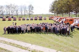 8 BRANDSCHUTZ Traditionelles Treffen der Senioren Der Kreisfeuerwehrverband Mecklenburg-Strelitz (KFV MST) führte das jährliche Treffen der Feuerwehrsenioren durch. Am 23.08.