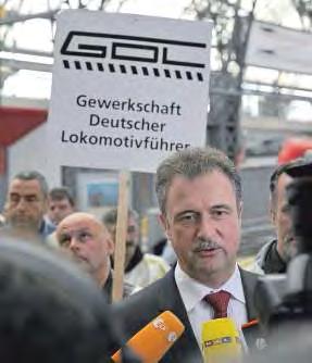 Im Würgegriff der GDL Die Streiks der Spartengewerkschaften GDL und VC haben Millionen Pendler getroffen. Von Daniel Freudenreich Braunschweig.