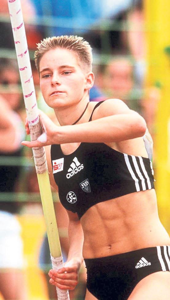 Dabei sammelte Yvonne Buschbaum im Stabhochsprung Titel und Medaillen, war Sechste bei den Olympischen Spielen in Sydney.