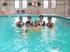 6. Schwimmen lernen für Erwachsene Gemeinsam in der Gruppe neue Erfahrungen sammeln und behutsam ans Schwimmen herangeführt werden.