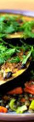 Salate. Gartenfrischer Salat (klein) mit verschiedenen Blattsalaten, Tomaten, Gurken, Radieschen, Paprika und frischen Kräutern 5,50